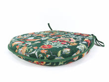 Load image into Gallery viewer, William Green Tapestry D-Shaped Seat Pads For Garden, Patio, Kitchen, Dining
