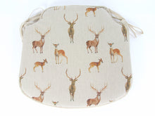 Load image into Gallery viewer, Stag &amp; Deer Small Spindle Back Seat Pads For Garden, Patio, Kitchen, Dining