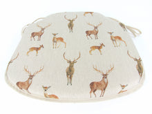 Load image into Gallery viewer, Stag &amp; Deer Small Spindle Back Seat Pads For Garden, Patio, Kitchen, Dining