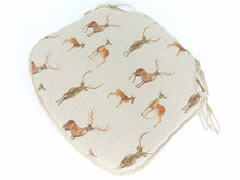 Load image into Gallery viewer, Stag &amp; Deer Small Spindle Back Seat Pads For Garden, Patio, Kitchen, Dining