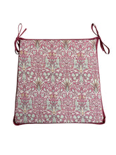 Load image into Gallery viewer, William Morris - Snakeshead Wine Tapered Seat Pads For Garden, Patio, Kitchen, Dining, 100% Cotton