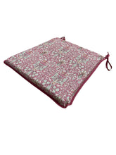 Load image into Gallery viewer, William Morris - Snakeshead Wine Tapered Seat Pads For Garden, Patio, Kitchen, Dining, 100% Cotton