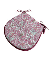 Load image into Gallery viewer, William Morris - Snakehead Wine 100% Cotton D-Shaped Seat Pads For Garden, Patio, Kitchen, Dining