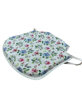 Load image into Gallery viewer, Roses Small Spindle Back Seat Pads For Garden, Patio, Kitchen, Dining
