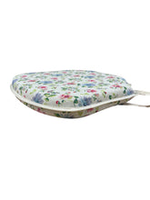 Load image into Gallery viewer, Roses Small Spindle Back Seat Pads For Garden, Patio, Kitchen, Dining