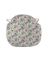 Load image into Gallery viewer, Roses Large Spindle Back Seat Pads For Garden, Patio, Kitchen, Dining