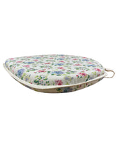 Load image into Gallery viewer, Roses Large Spindle Back Seat Pads For Garden, Patio, Kitchen, Dining