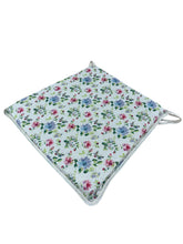Load image into Gallery viewer, Roses Tapered Seat Pads For Garden, Patio, Kitchen, Dining