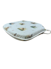 Load image into Gallery viewer, Country Hares Small Spindle Back Seat Pads For Garden, Patio, Kitchen, Dining