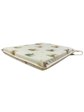 Load image into Gallery viewer, Country Hares Tapered Seat Pads For Garden, Patio, Kitchen, Dining
